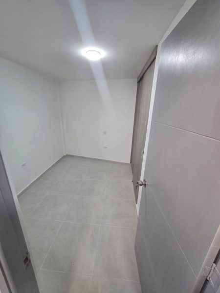 Apartamento cerca a santa Lucia