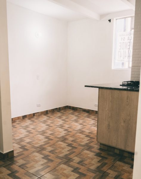 Vendo aparta estudio primer piso en Robledo