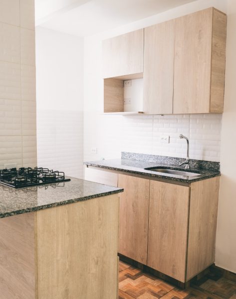Vendo aparta estudio primer piso en Robledo