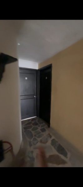 Vendo apartamento grande con exelente ubicación.🏡