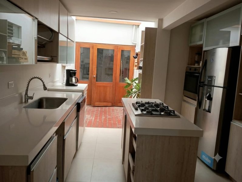 Casa grande primer piso Santa Mónica 🏡👫
